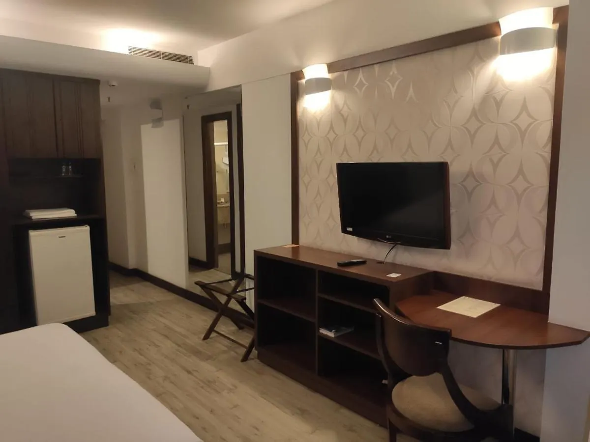 Flat Plaza Hotel - Setor De Hoteis Norte 브라질리아 4*,  브라질